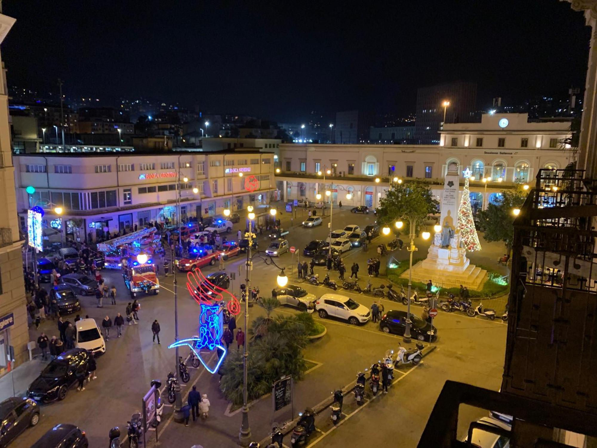 B&B Salerno Centrale 外观 照片